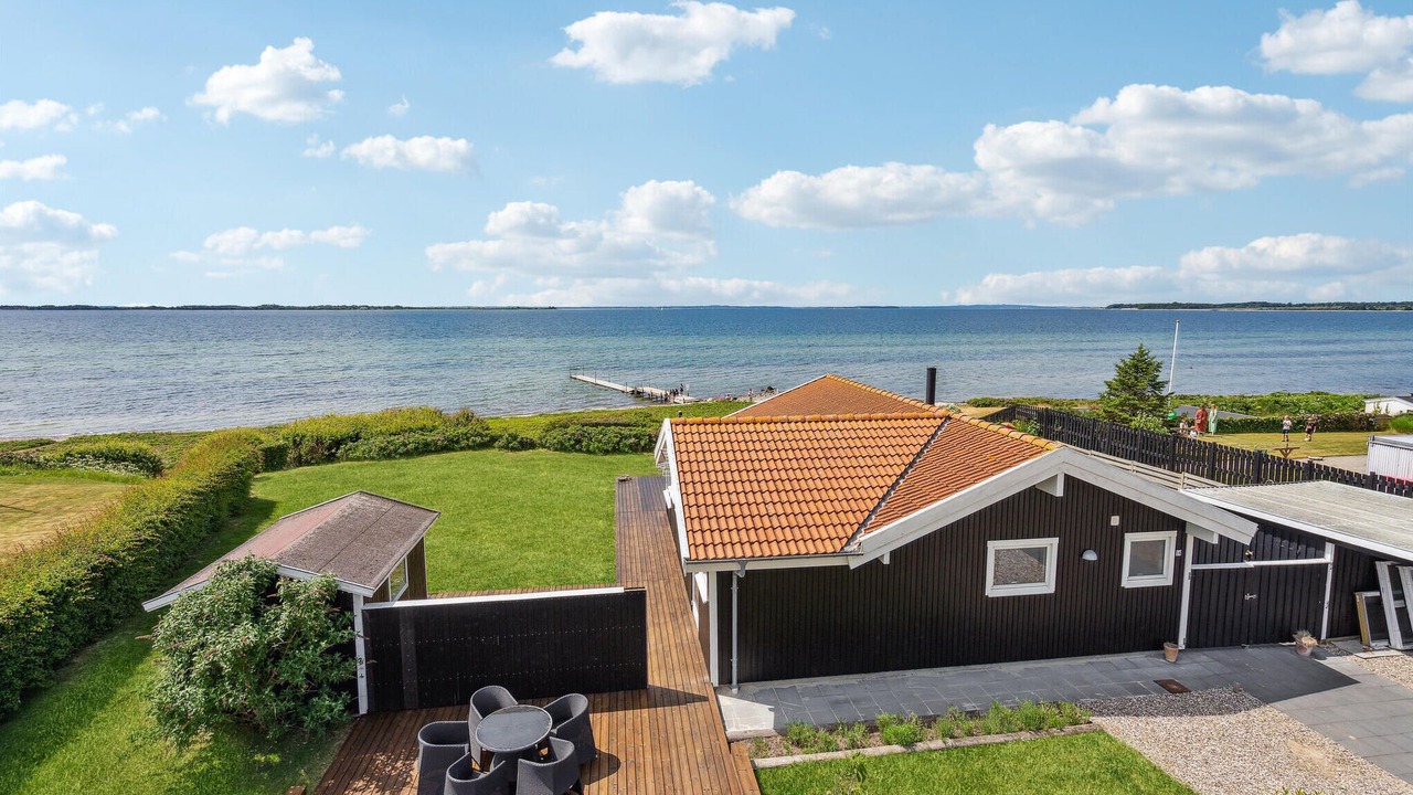 Photo of Others in Næs