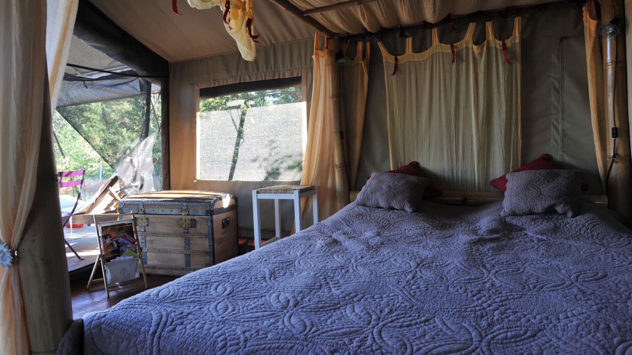 Photo of Bedroom in Chenehutte-Treves-Cunault