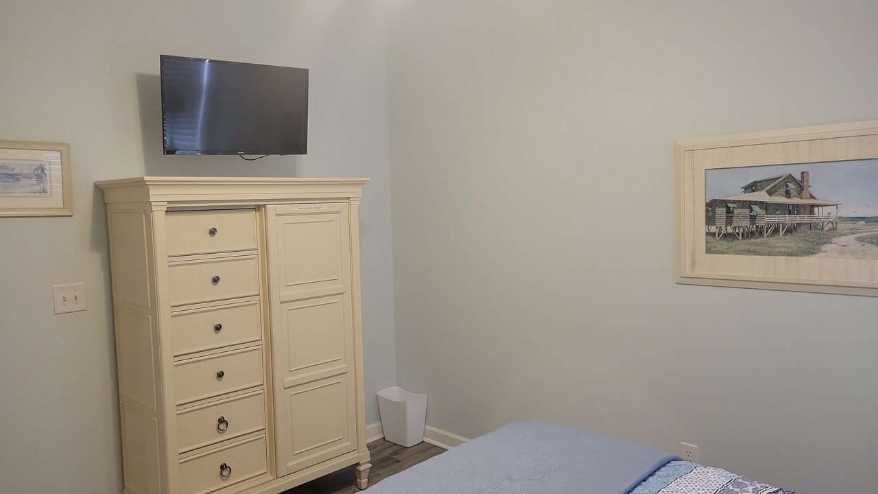 Photo of Bedroom in Surfside Beach