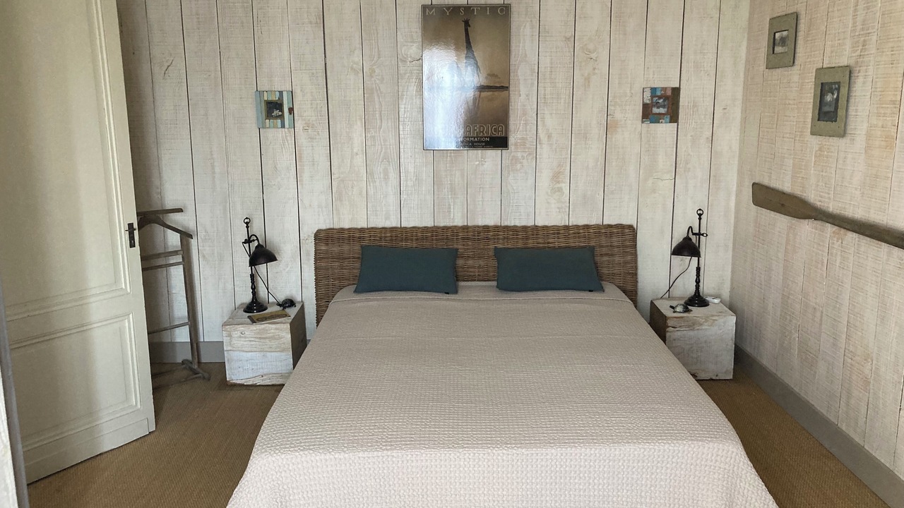 Photo of Bedroom in Tresses