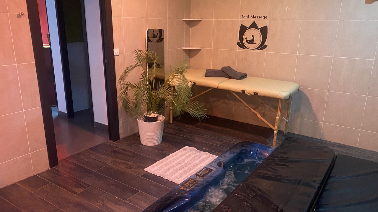 Photo of Others in Republique - Tolstoi