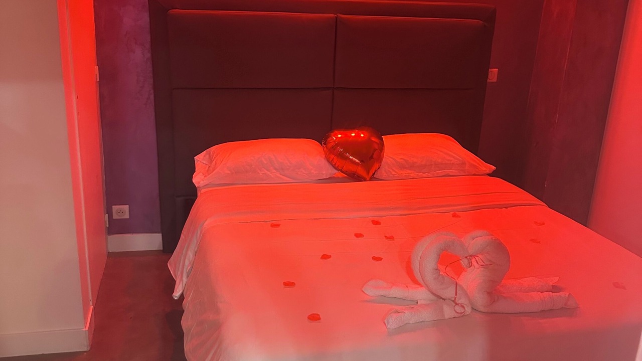 Photo of Bedroom in Republique - Tolstoi