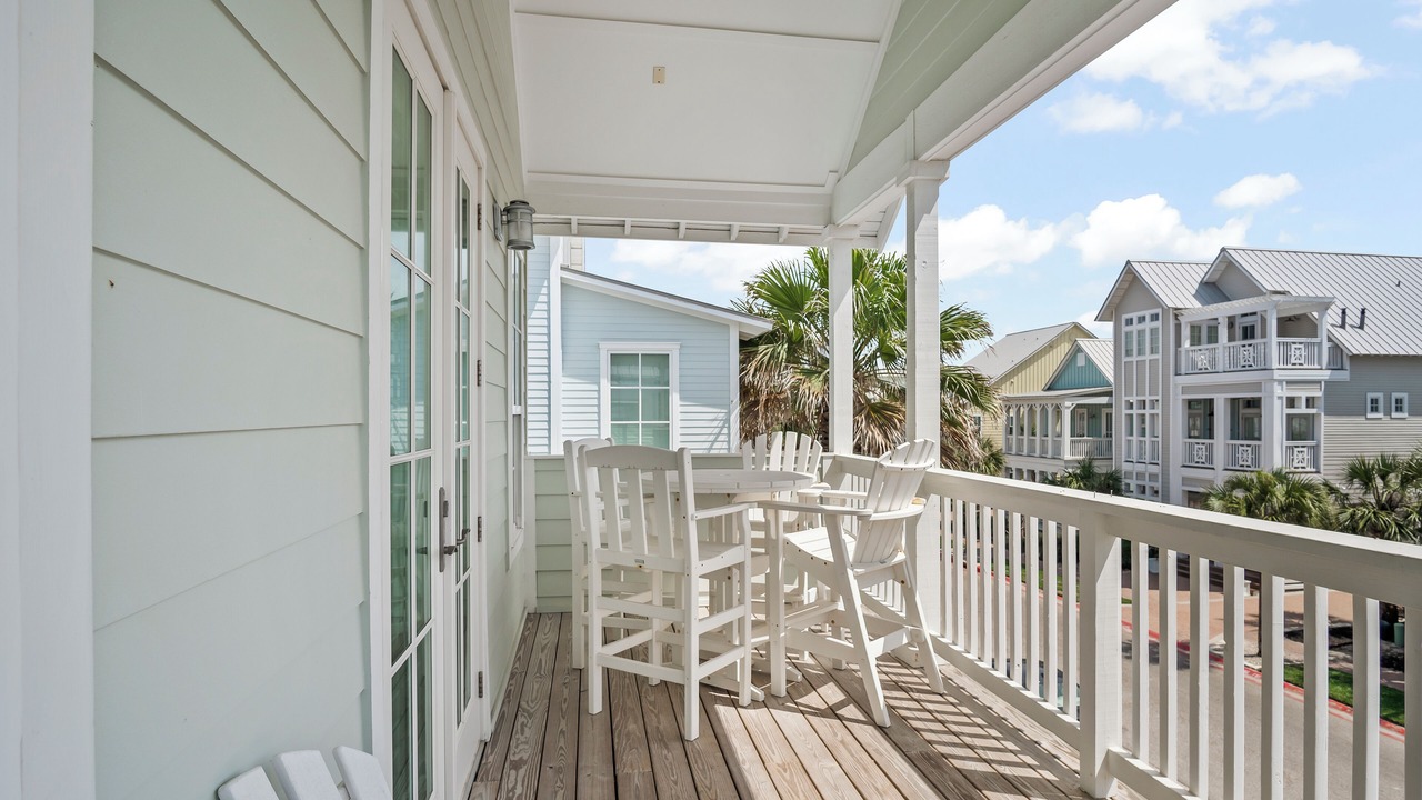 Photo of Patio Balcony in Cinnamon Shore