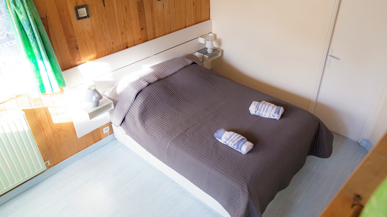 Photo of Bedroom in Lannilis