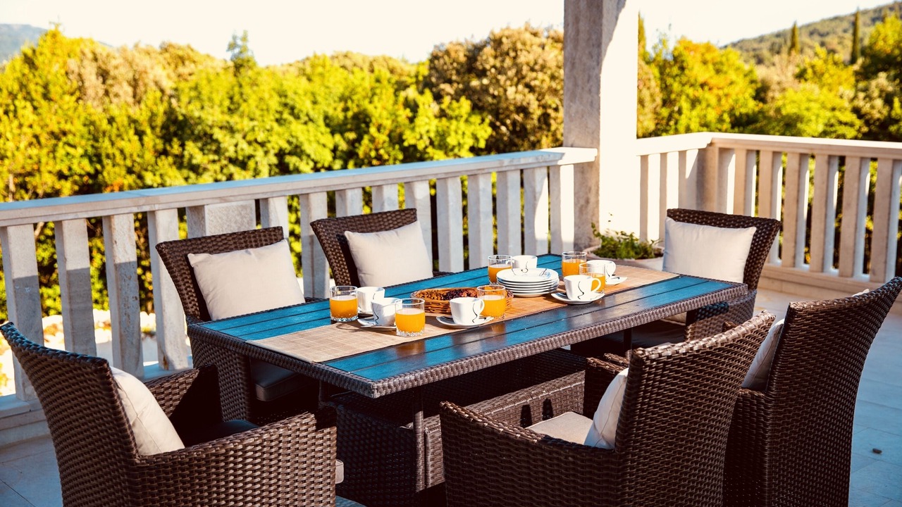 Photo of Outdoor in Komaji