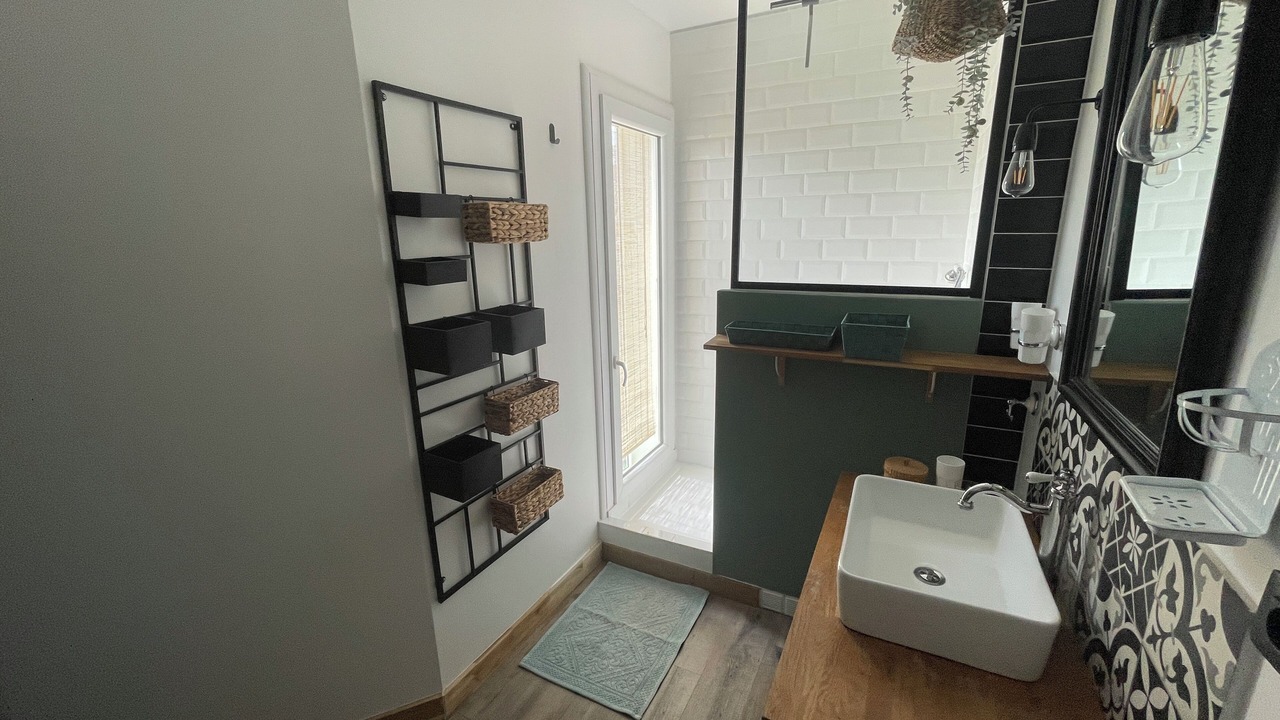 Photo of Bathroom in Saint-Chinian