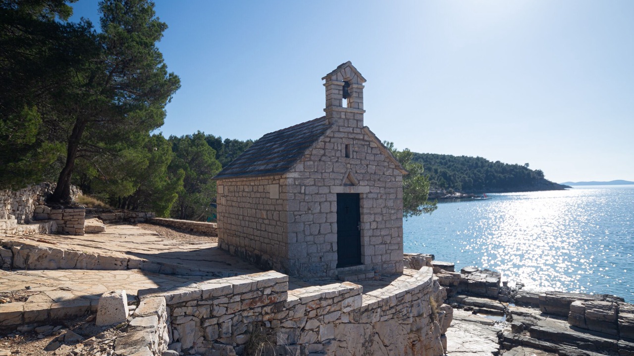 Photo of Others in Cove Osibova (Milna)
