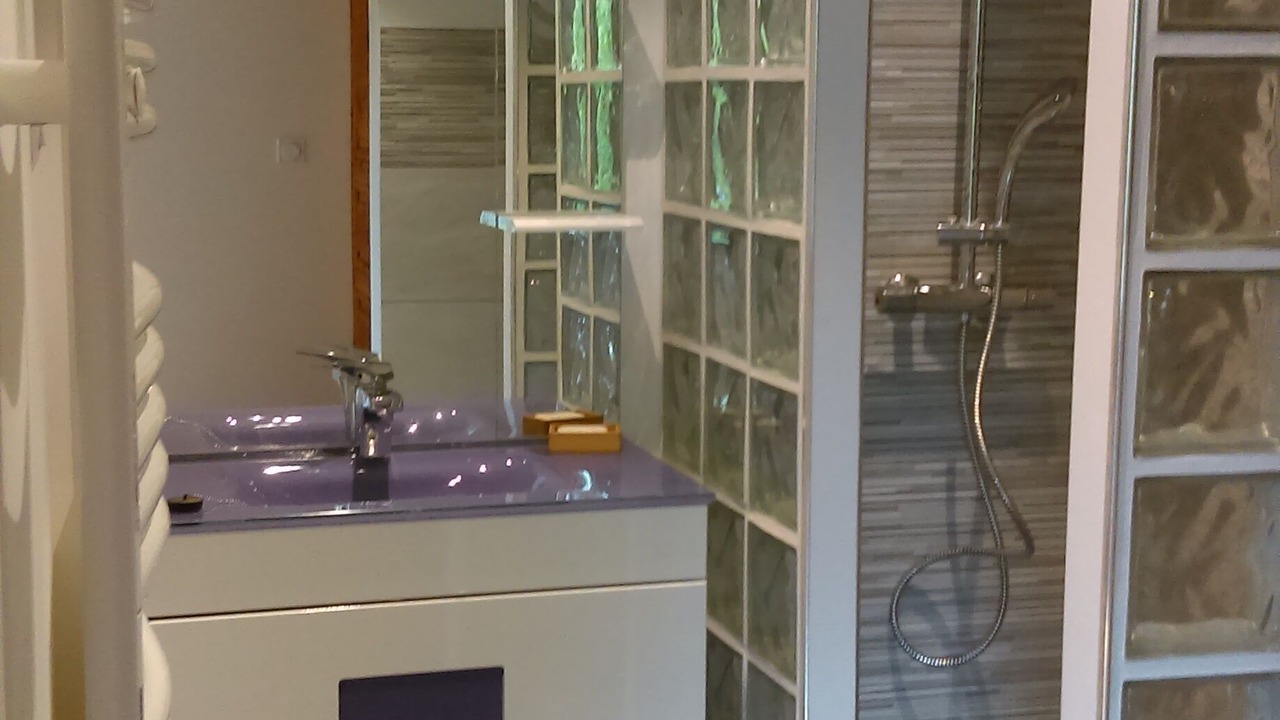 Photo of Bathroom in Lantriac