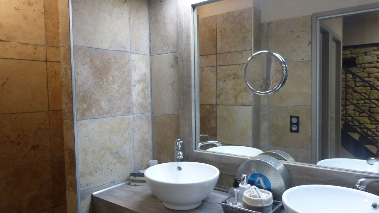 Photo of Bathroom in Bedarrides