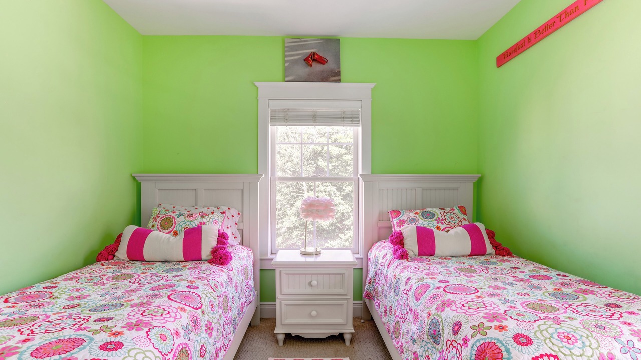 Photo of Bedroom in Avalon