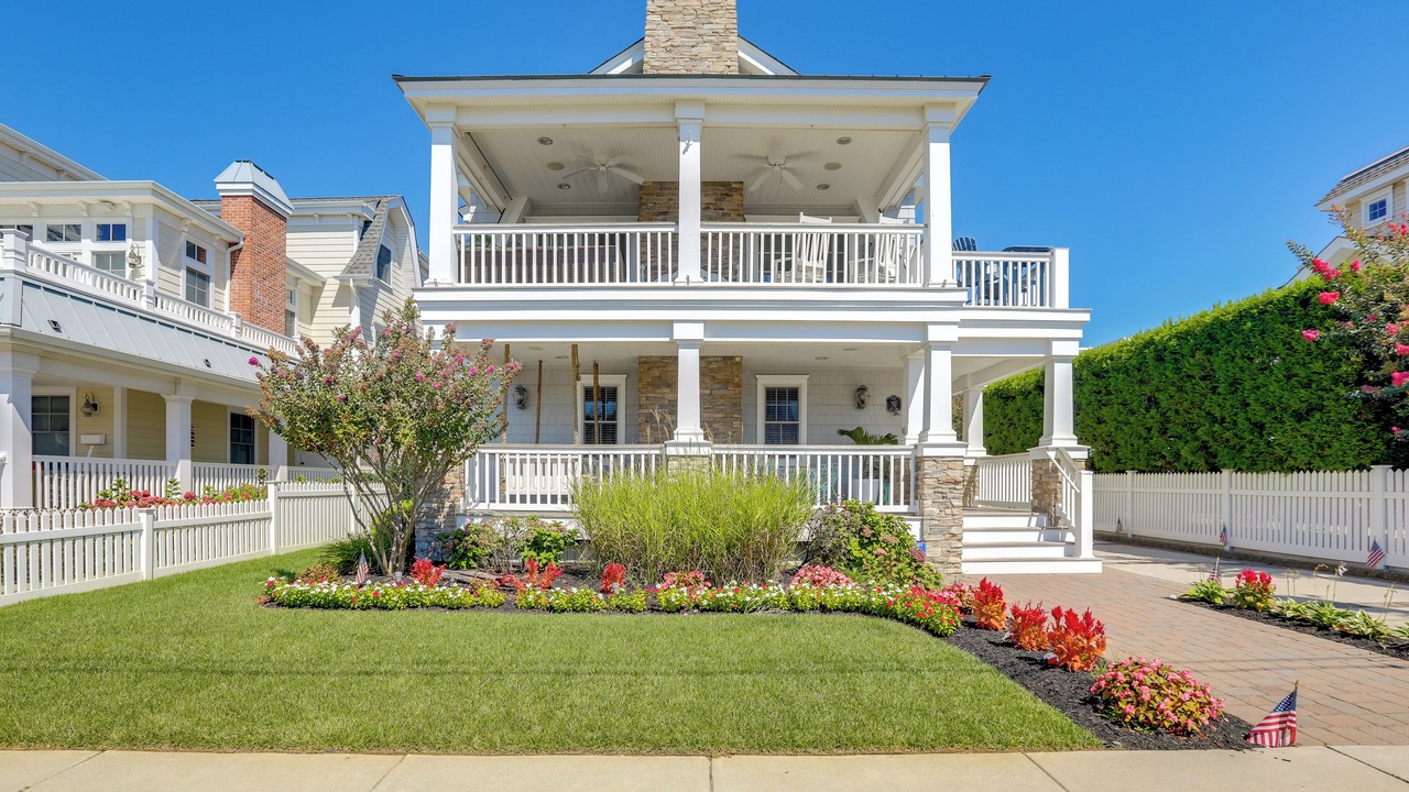 Photo of Outdoor in Avalon