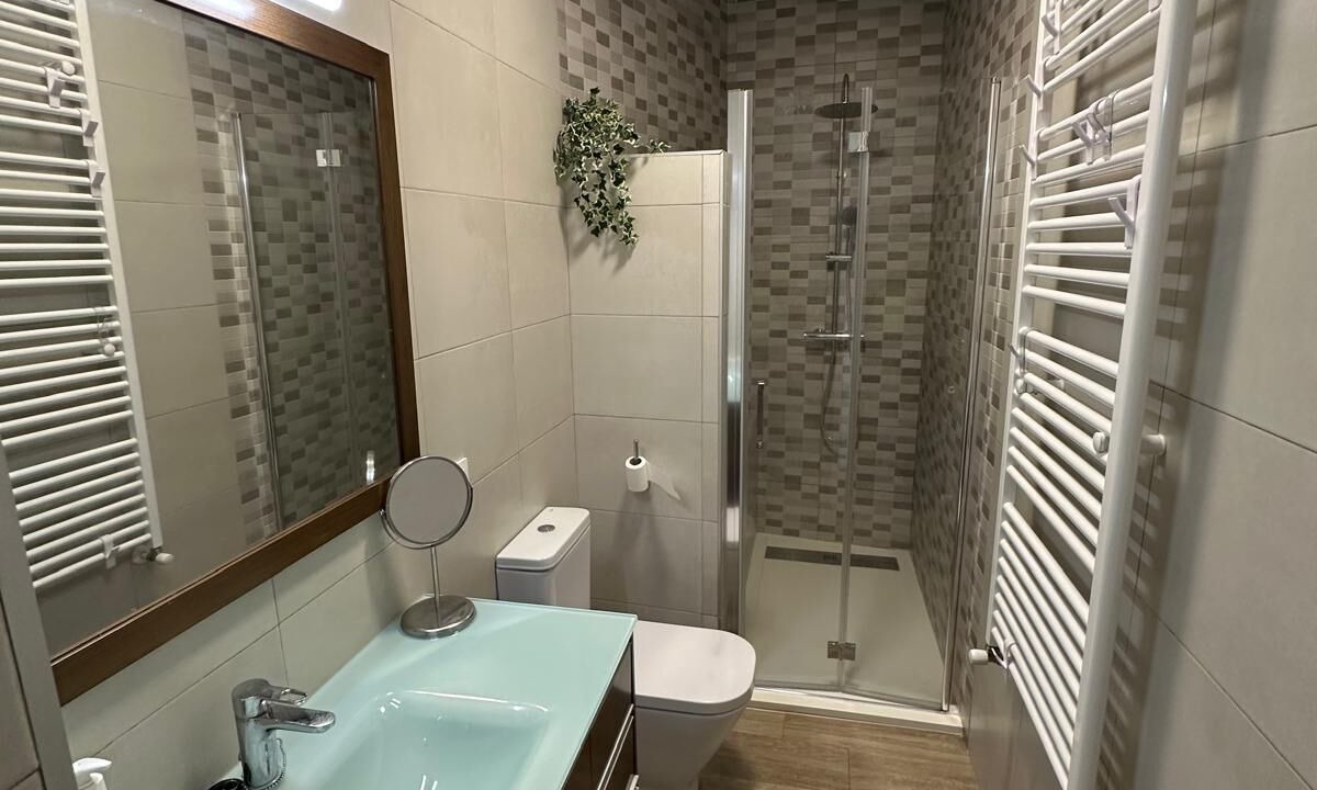Photo of Bathroom in Siles