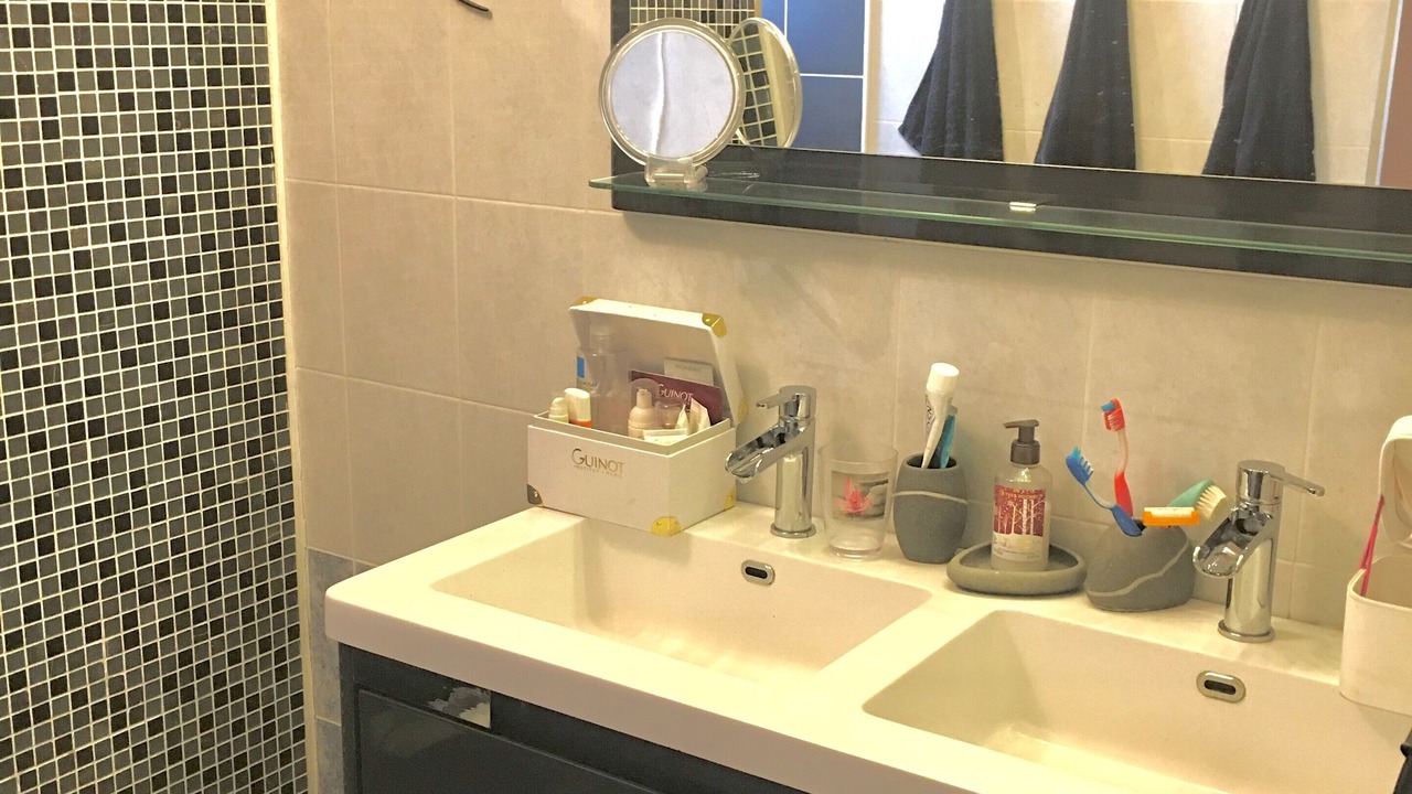 Photo of Bathroom in Saint-Laurent-de-la-Salanque
