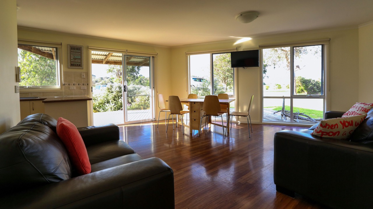 Photo of Livingroom in Sandy Point