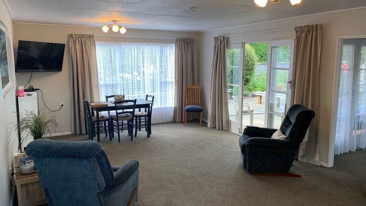 Photo of Livingroom in Waikuku Beach