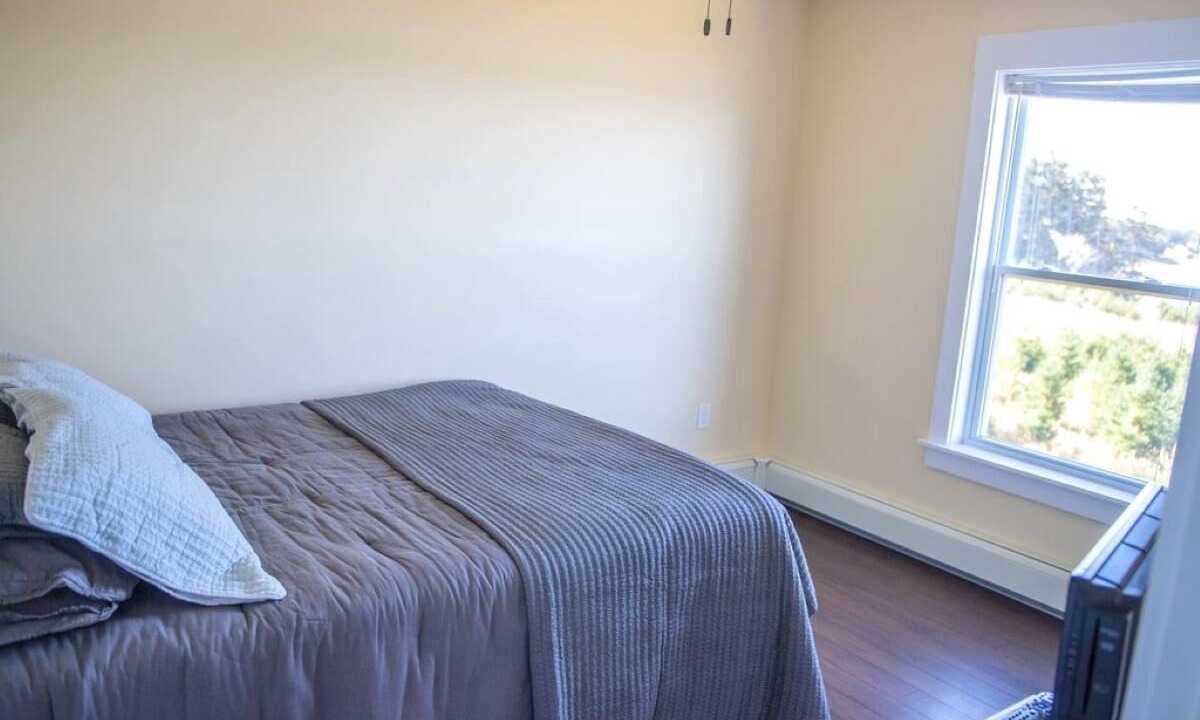 Photo of Bedroom in Oyster Bed