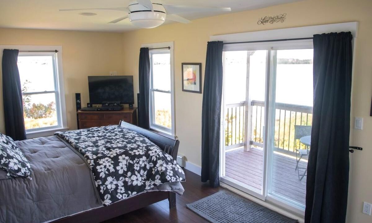 Photo of Bedroom in Oyster Bed