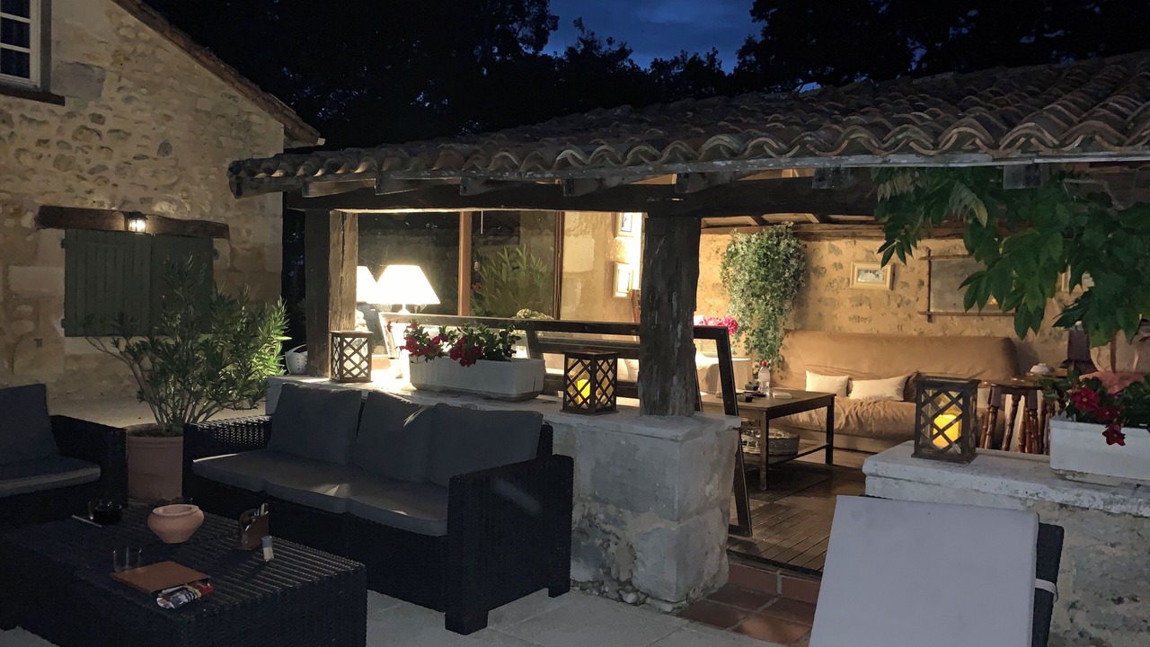 Photo of Patio Balcony in Savigny-Levescault