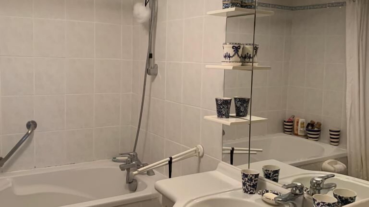 Photo of Bathroom in Savigny-Levescault