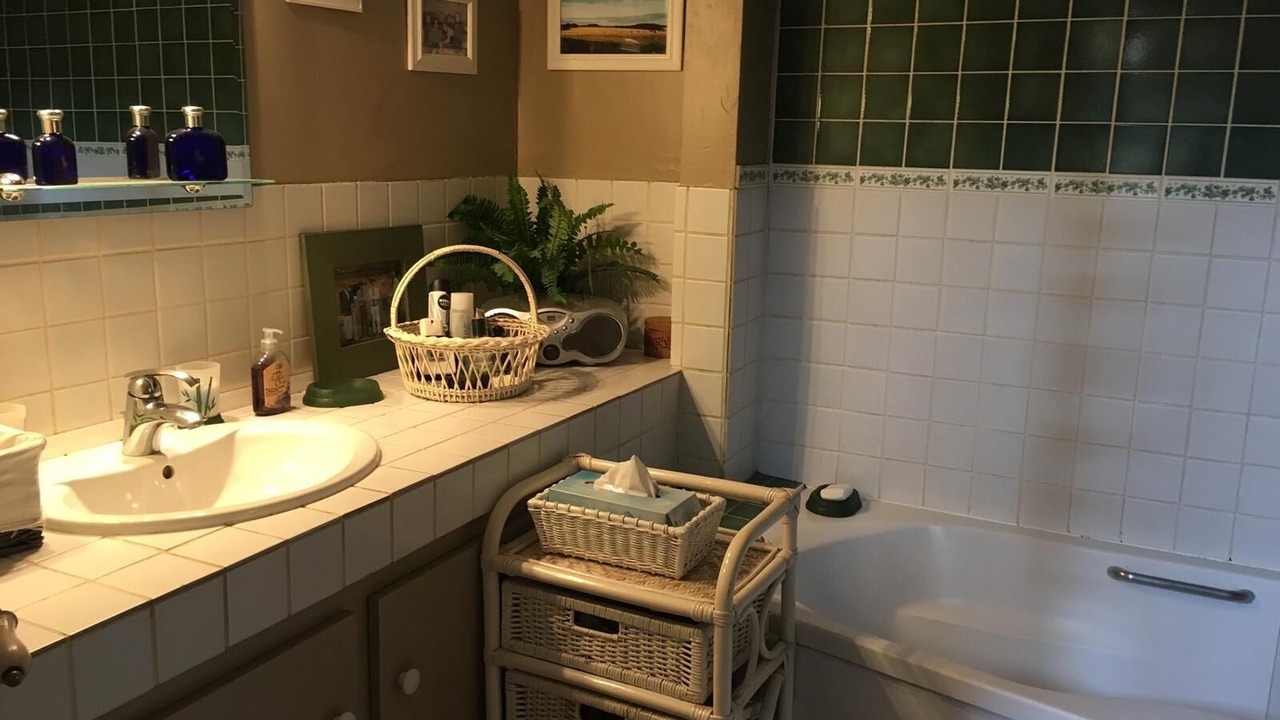 Photo of Bathroom in Savigny-Levescault