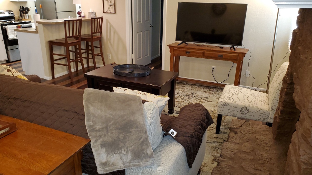 Photo of Livingroom in Springwoods