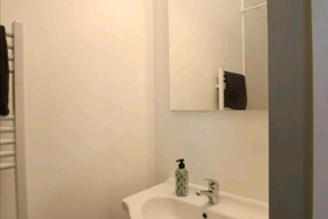 Photo of Bathroom in Fleury-Merogis