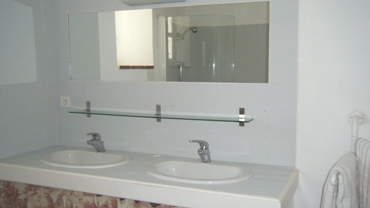 Photo of Bathroom in Roquecor