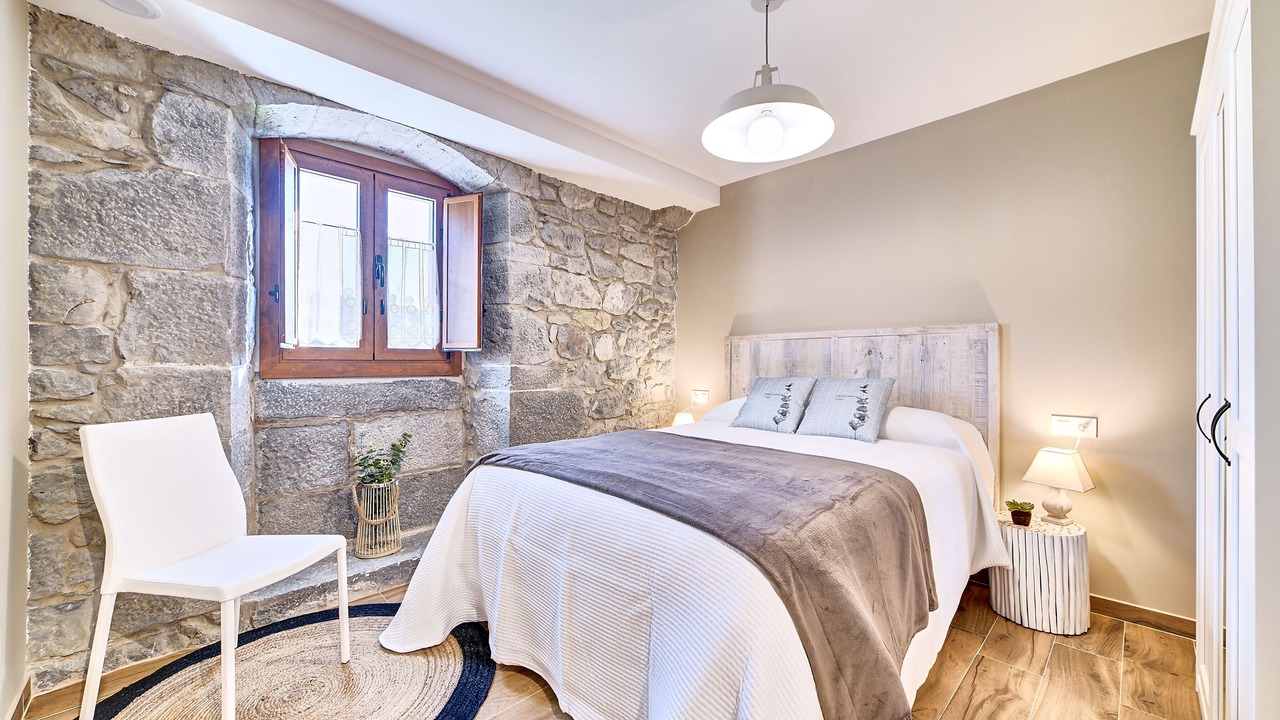 Photo of Bedroom in Larraun
