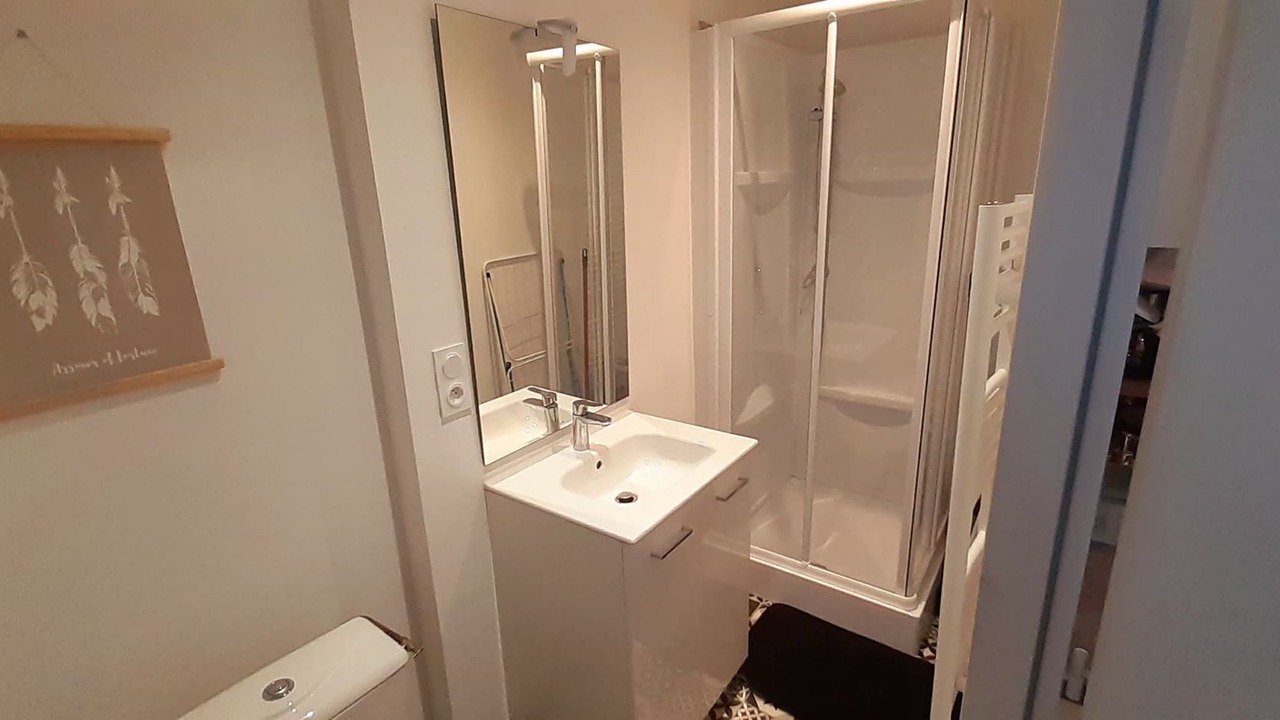 Photo of Bathroom in Saint-Laurent-sur-Sevre