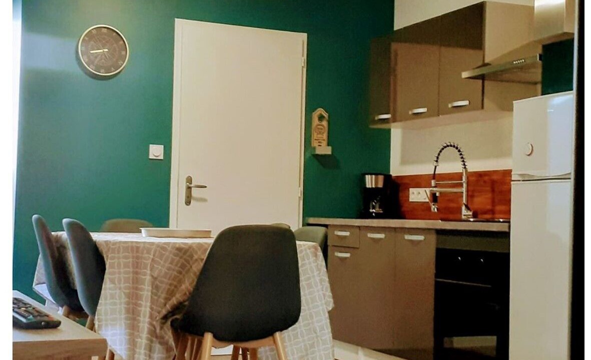 Photo of Livingroom in Saint-Laurent-sur-Sevre