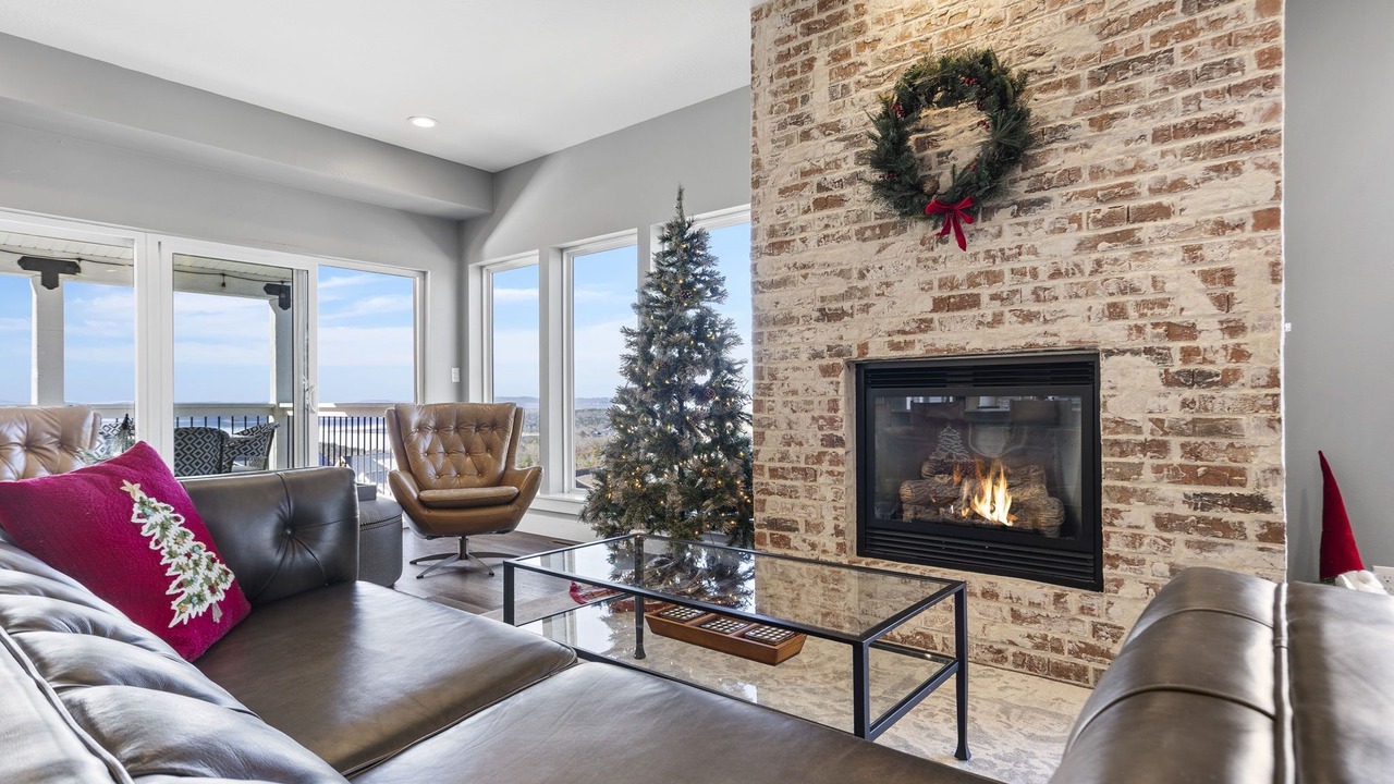 Photo of Livingroom in Table Rock