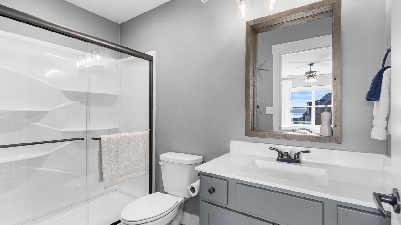 Photo of Bathroom in Table Rock