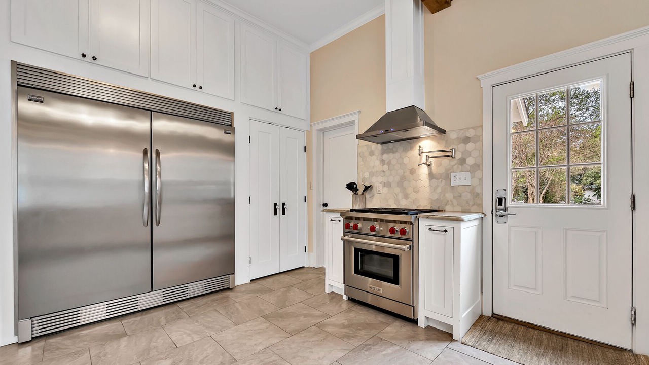 Photo of Kitchen in Austin Ave.
