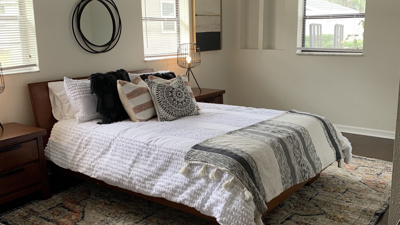 Photo of Bedroom in Winter Garden