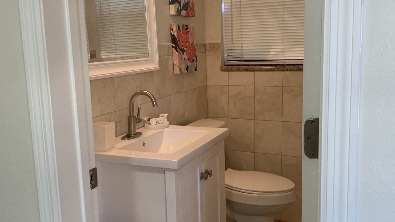 Photo of Bathroom in Winter Garden