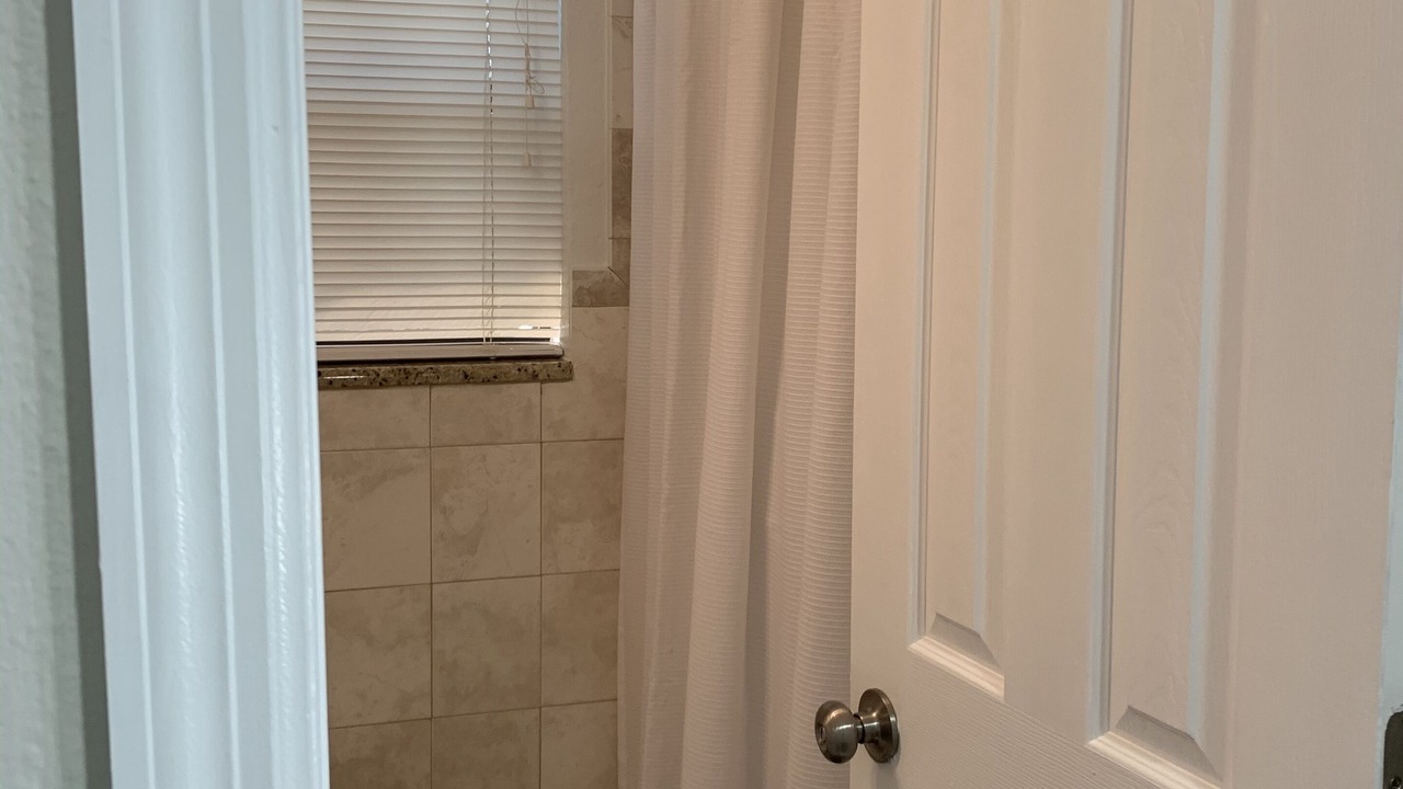 Photo of Bathroom in Winter Garden