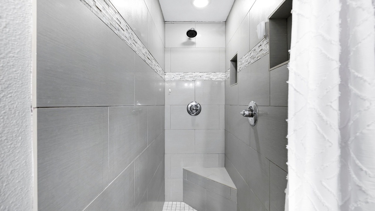 Photo of Bathroom in Vance Jackson