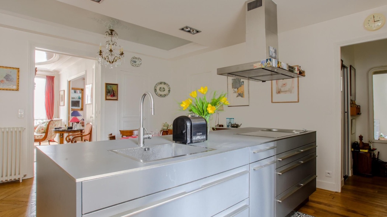 Photo of Kitchen in 15th Arrondissement