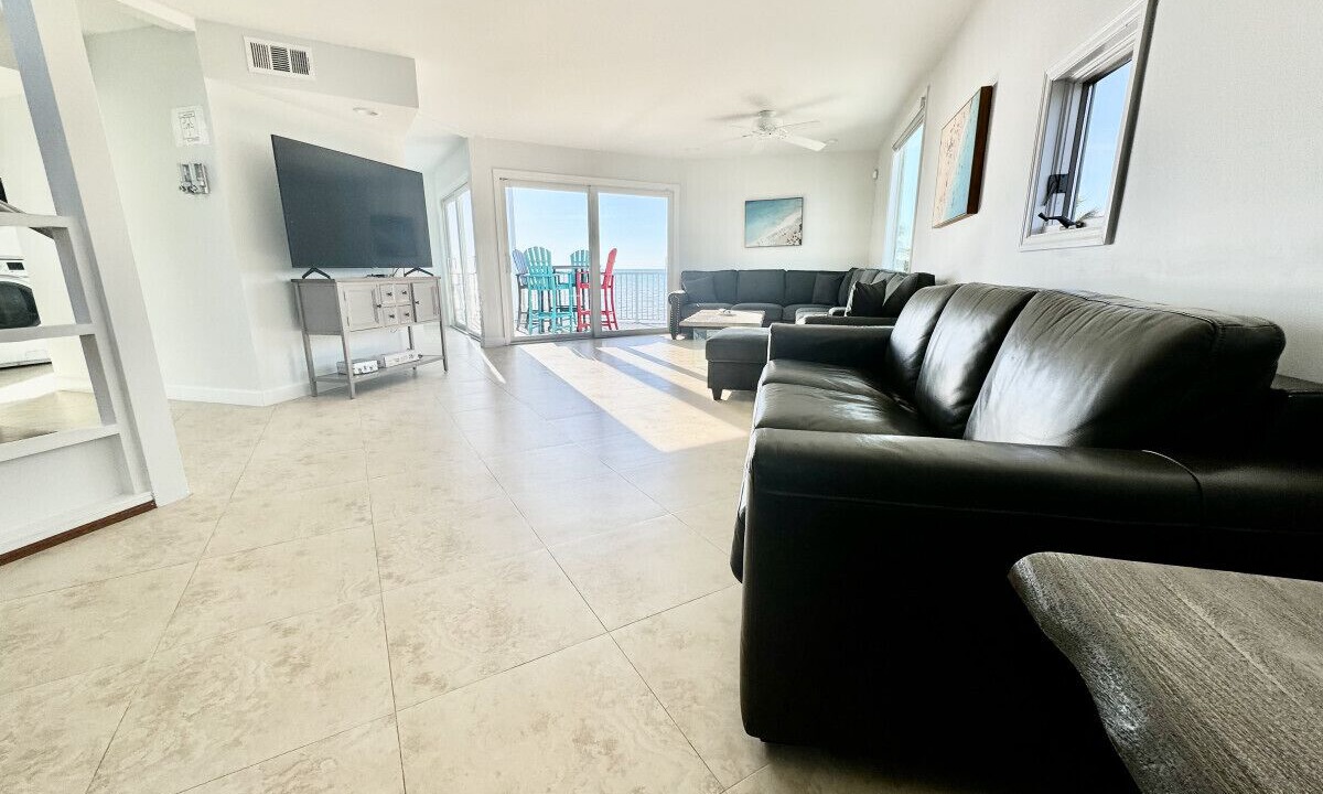 Photo of Livingroom in Sugarloaf Key