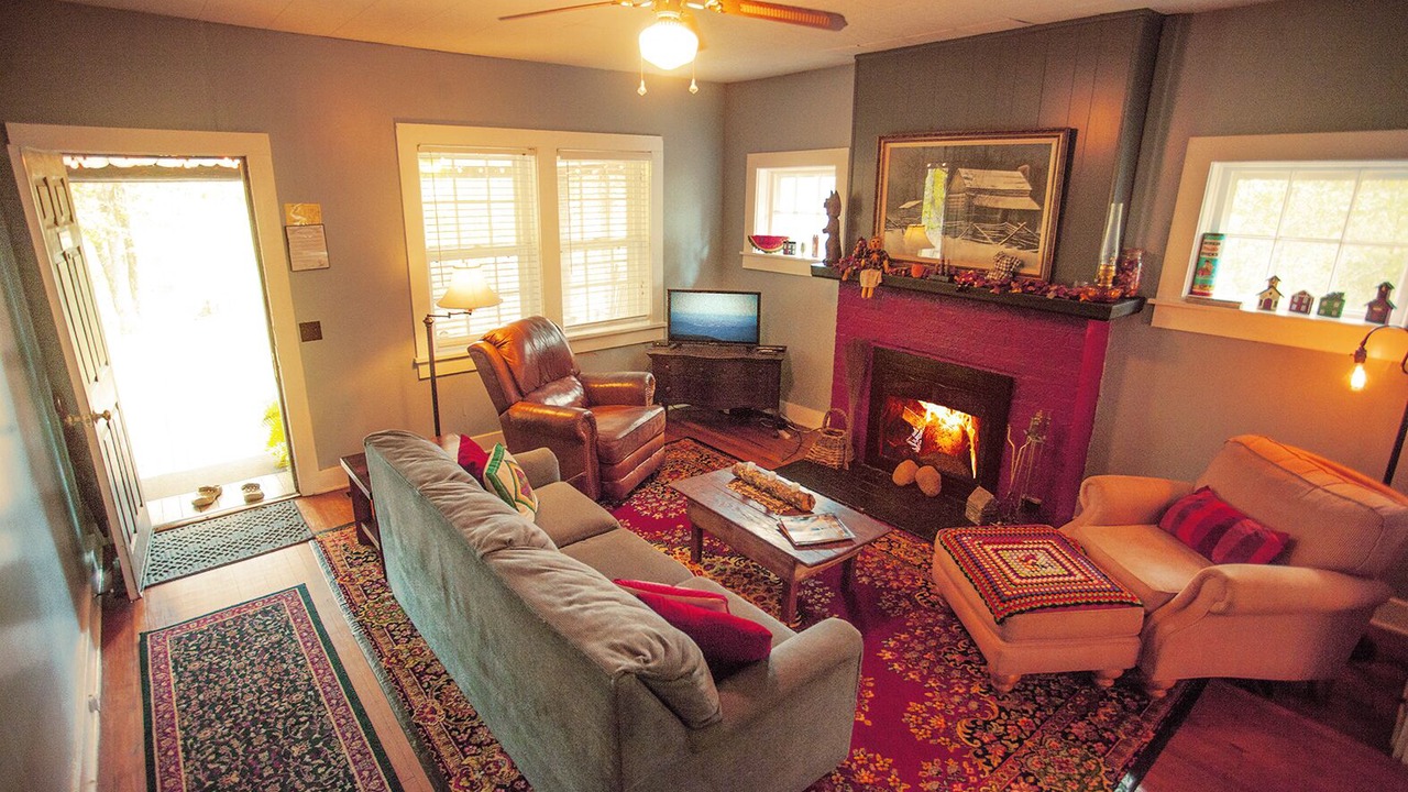 Photo of Livingroom in Greeneville
