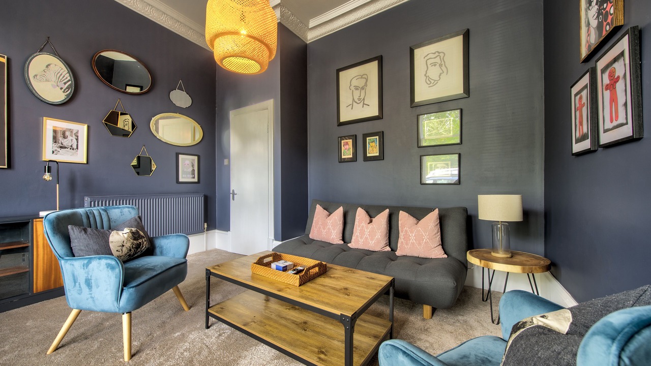 Photo of Livingroom in Glasgow Westend