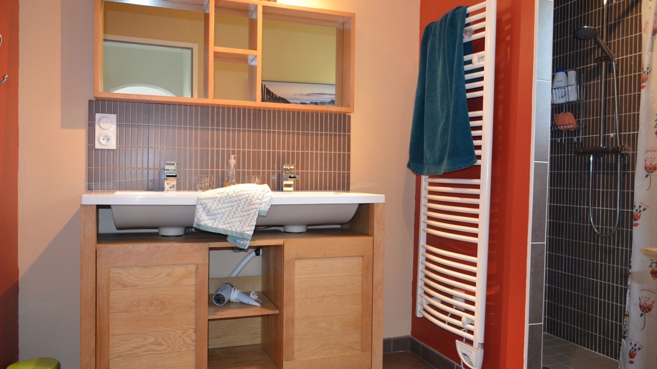 Photo of Bathroom in Saint-Gengoux-le-National