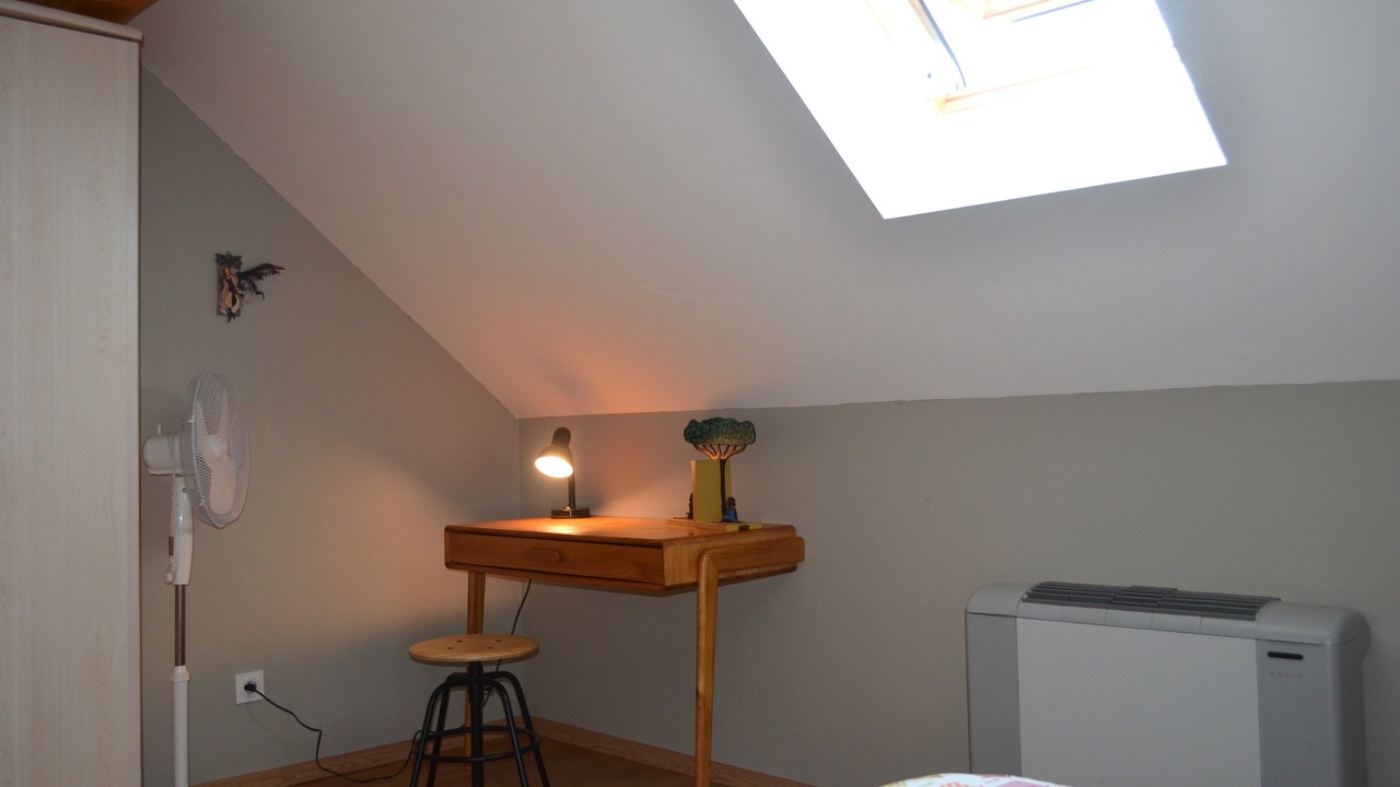 Photo of Bedroom in Saint-Gengoux-le-National