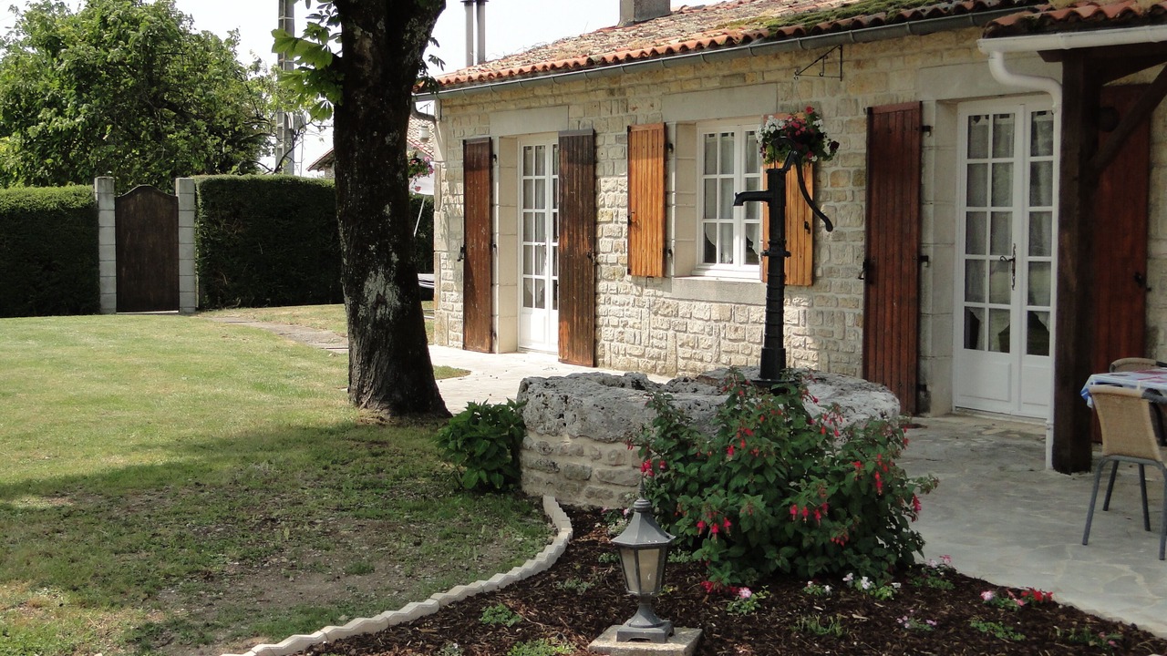 Photo of Outdoor in Bouin