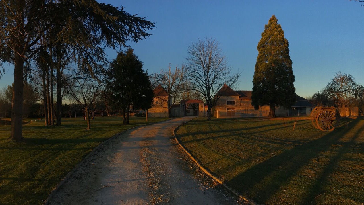 Photo of Outdoor in Bouin