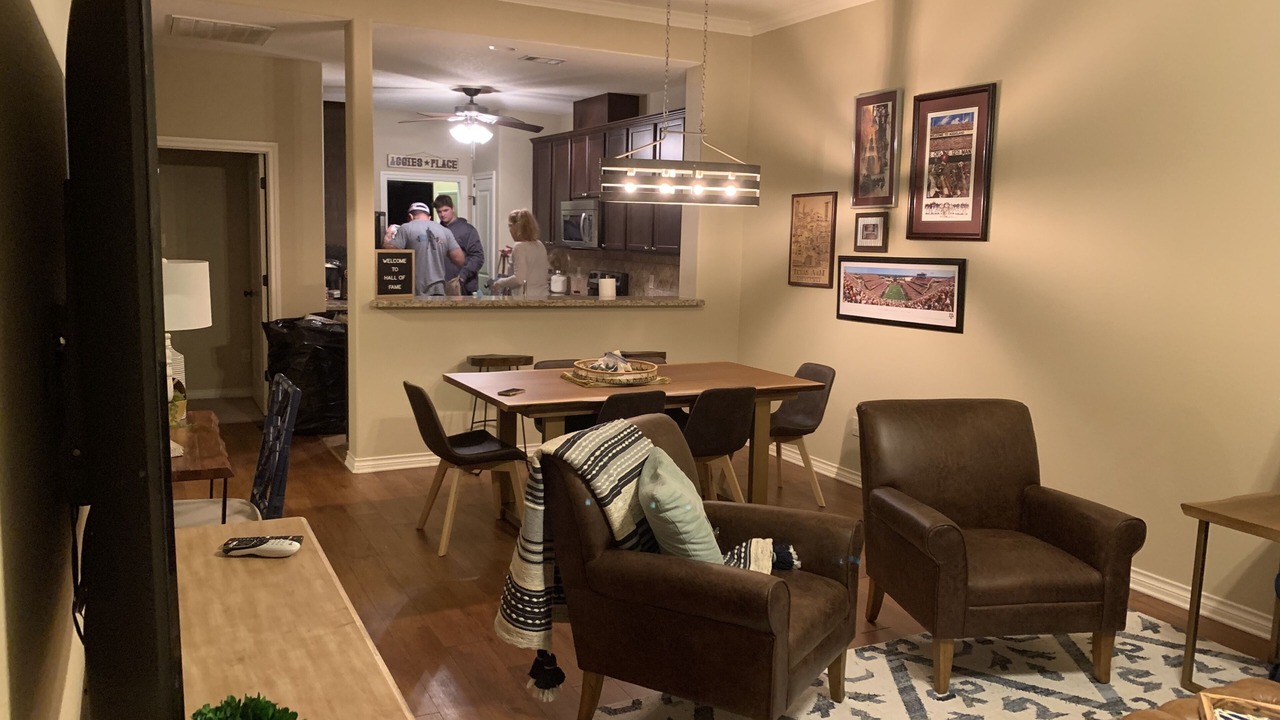 Photo of Livingroom in Harvey Hillsides