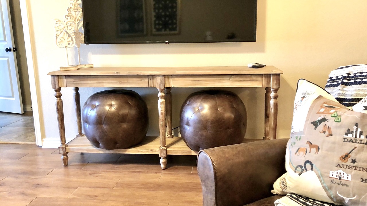 Photo of Livingroom in Harvey Hillsides