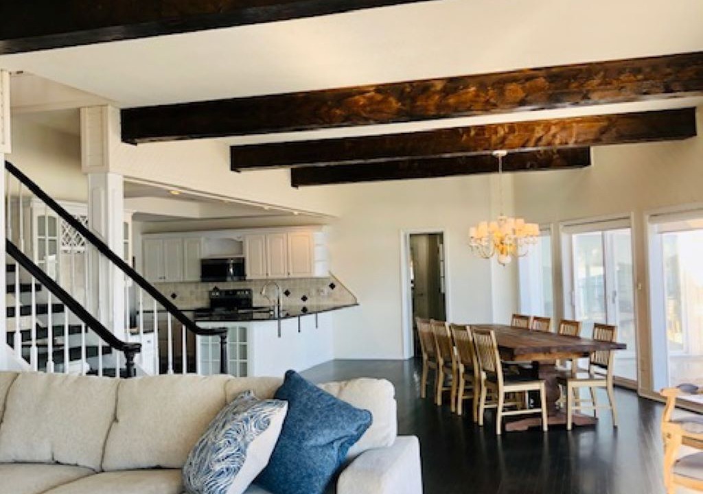 Photo of Livingroom in Shawnee Bend