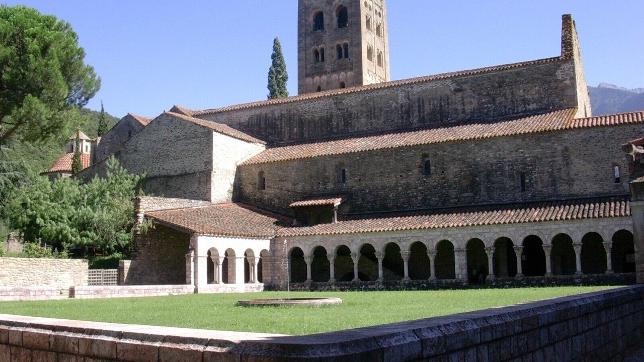 Photo of Others in Reynes