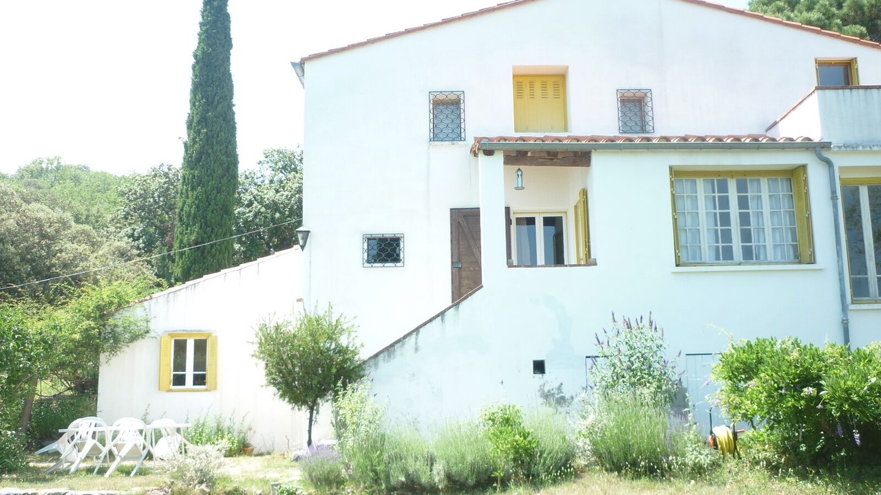 Photo of Outdoor in Reynes